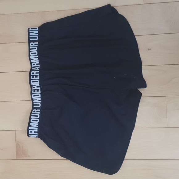 Under Armour Shorts - Picture 3 of 3
